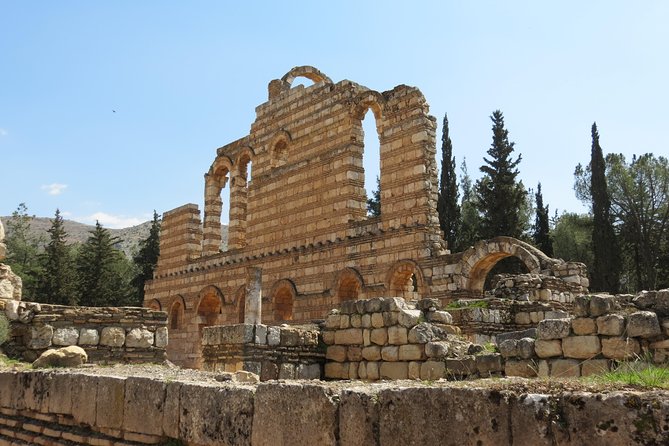 Baalbek - Anjar - Ksara Trip From Beirut - Lunch stop near Douris, built into the day