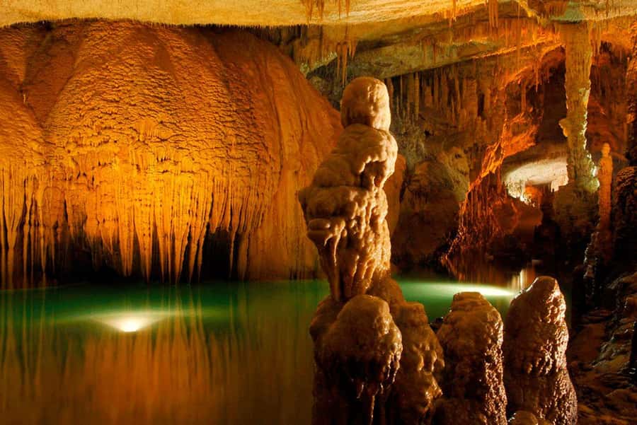 Beirut: Jeita Grotto, Harissa, Byblos group tour & Guide - Key points before you go
