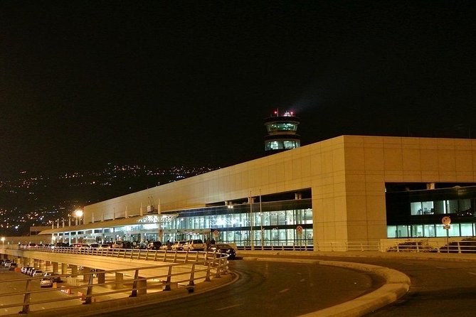 BEY Airport to Hotel, Private Arrival Transfer - Finding your driver fast at BEY International