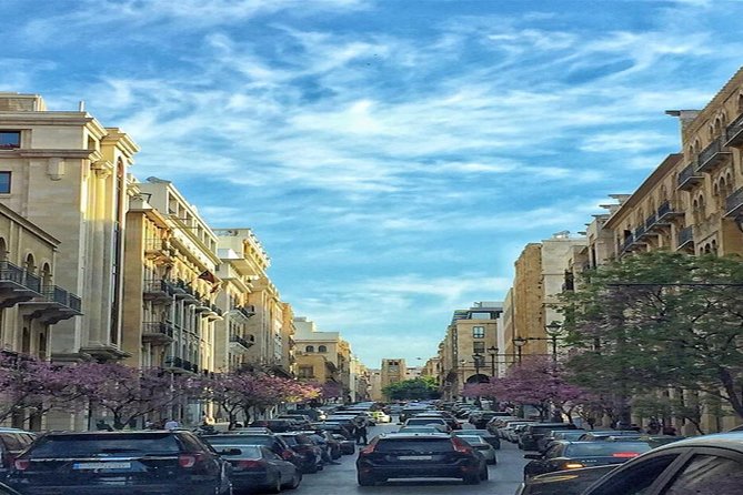 Exploring Beirut's Past: A Private Guided Historical Tour - Mohammad Al-Amin Mosque, the Blue Mosque: modern scale with classic design