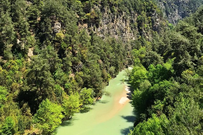 Hike Chouwen - Reaching Nahr-Ibrahim and the Adonis River Moment
