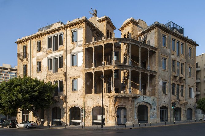 PRIVATE Beirut Historical Walking Half Day Tour - Raouche and Pigeon Rocks, Beirut’s postcard moment
