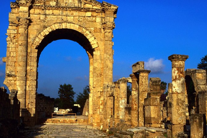 PRIVATE city tour of Old Sidon & Historic Tyre - A day of ancient coastlines and shopfront drama