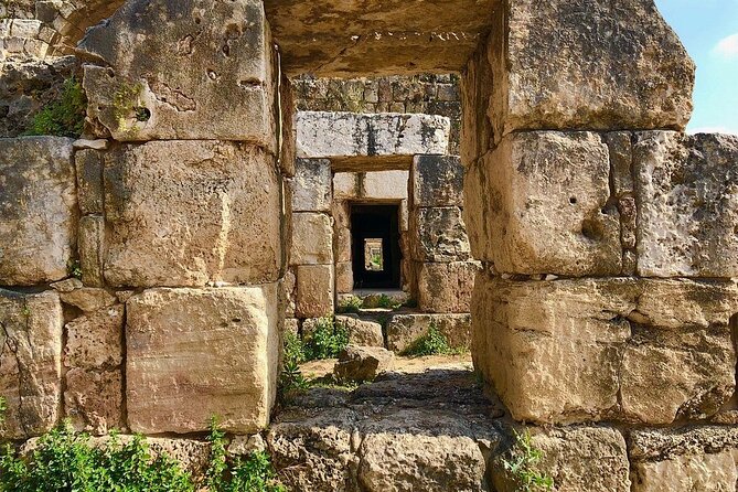 Private Tour: Tyre, Sidon and Maghdouche Day Trip from Beirut - Stop 3 in Maghdouché: Our Lady of Maghdouché (Saydet El Mantara) and cave monuments